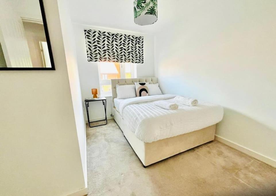 Ashford Retreat - Luxury Home With Double Parking מראה חיצוני תמונה